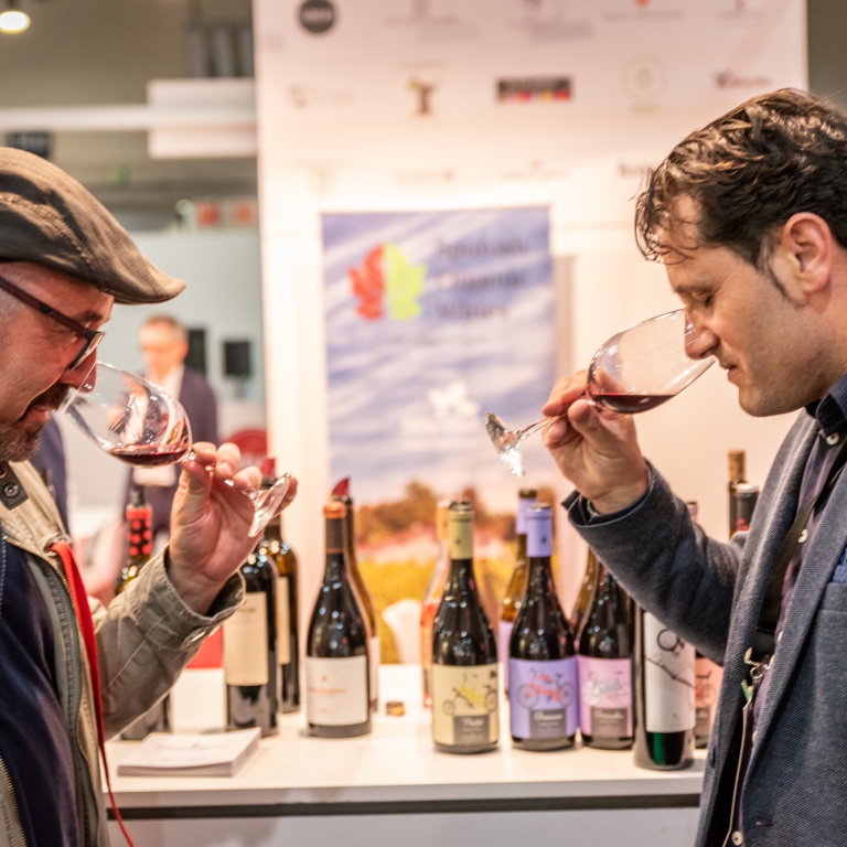 VinoInfluencers - Blog - Vinoinfluencers ensalza una de las mejores ferias de España Organic Food Iberia 2020, que tendrá lugar el 3 y 4 de Junio