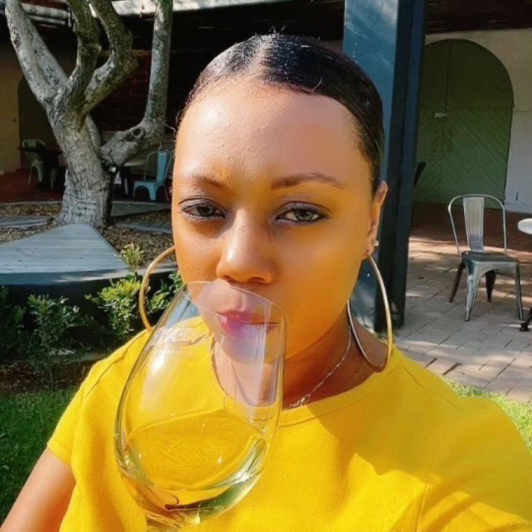 VinoInfluencers - Blog - Elvina Snell-Fortuin, VinoInfluencer del mes de Marzo