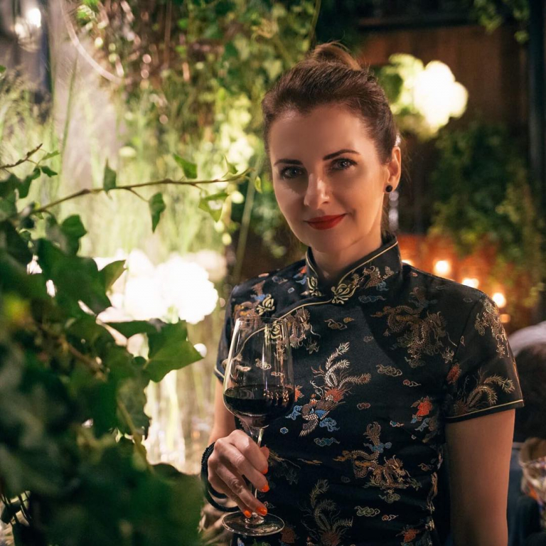 VinoInfluencers - Blog - Diana Pavelescu, VinoInfluencer del mes de Noviembre